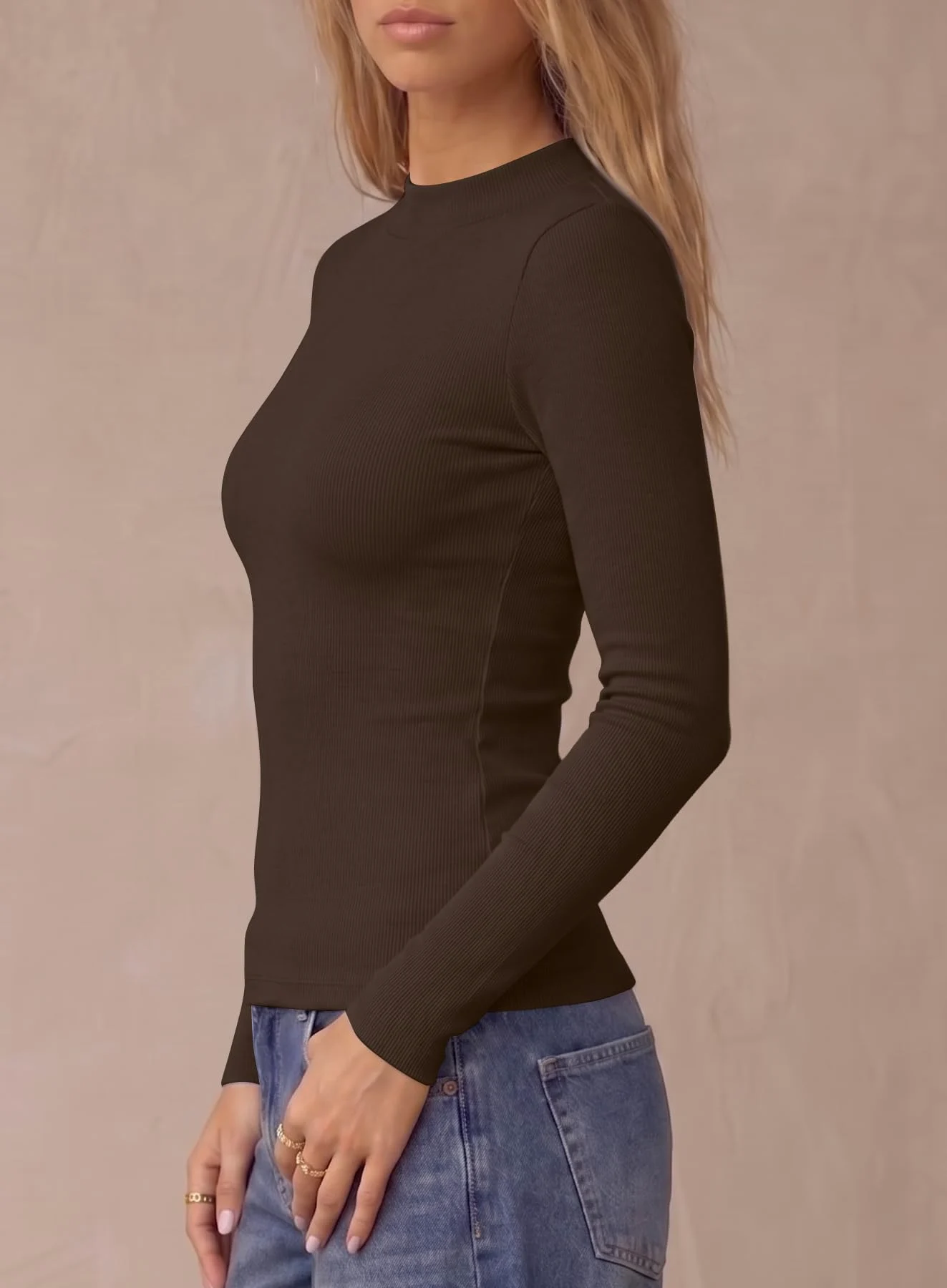 Darong Ribbed Fitted Long-Sleeve Top, frame 2
