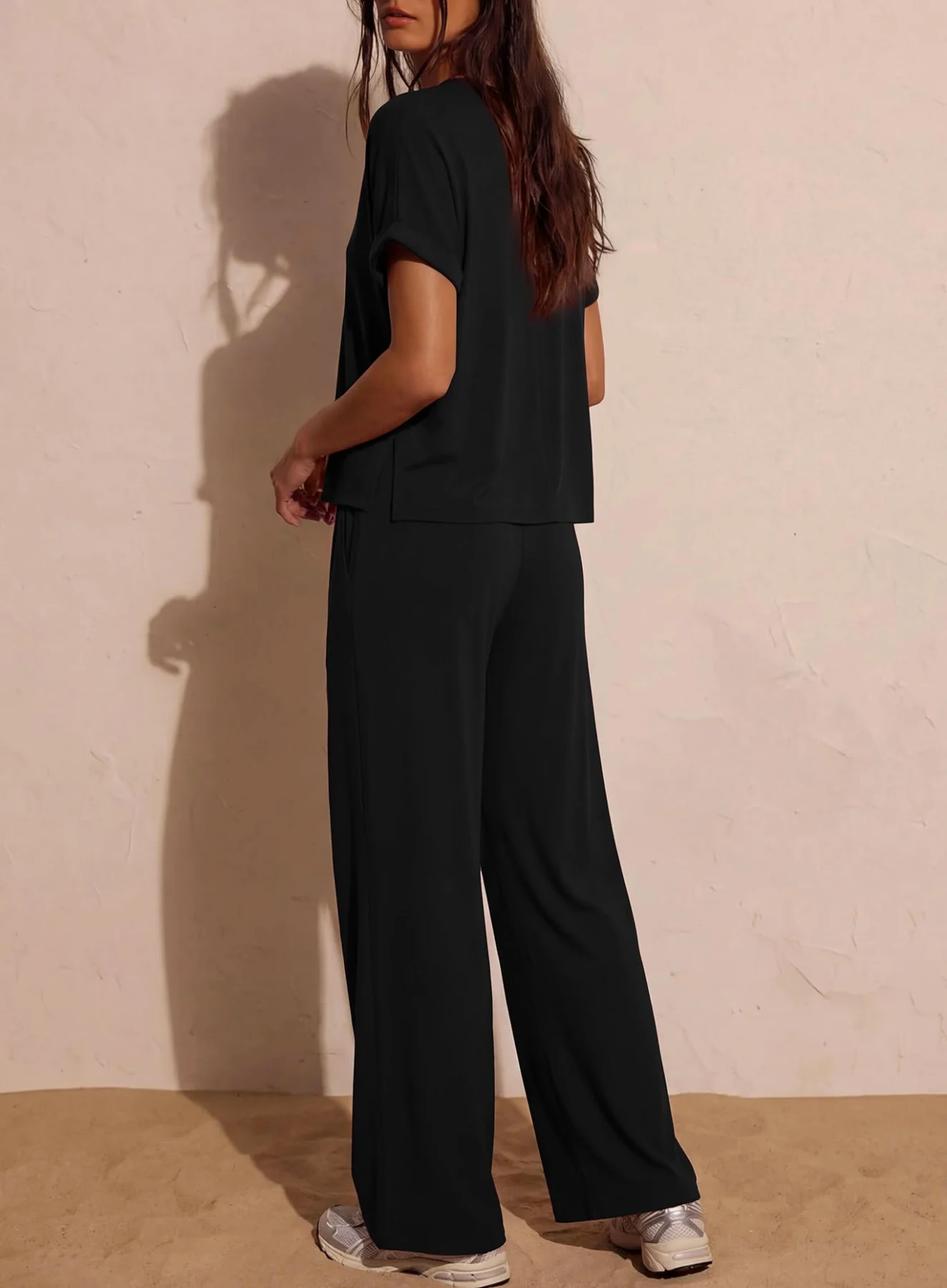 Darong Two-Piece Set, frame 3